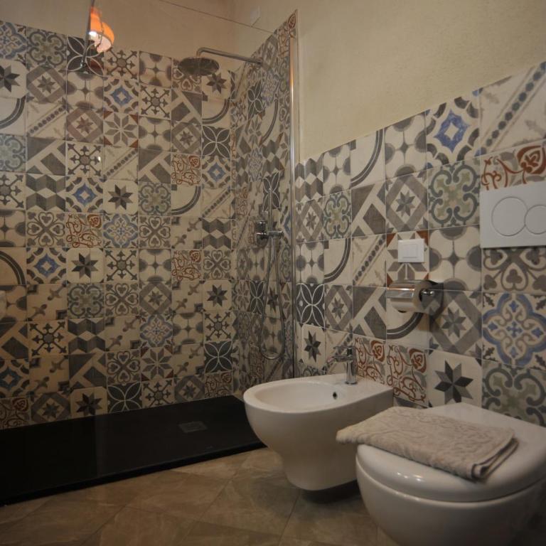 Agriturismo La Contessa - Camera Matrimoniale con Bagno Privato - 5