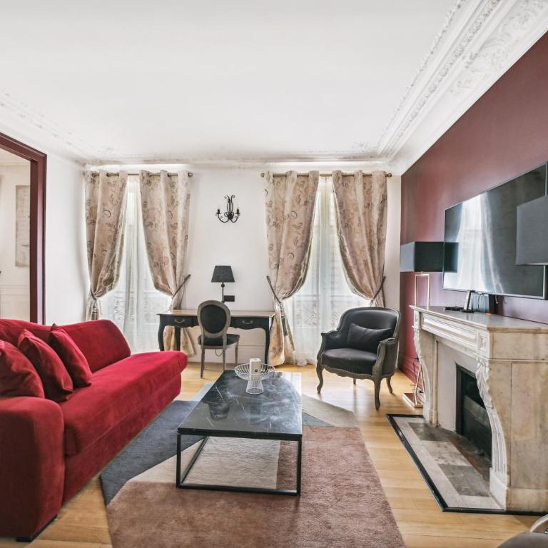 Séjours Parisiens / Suite Le Royal / 4* - Appartement 2 Chambres - 1