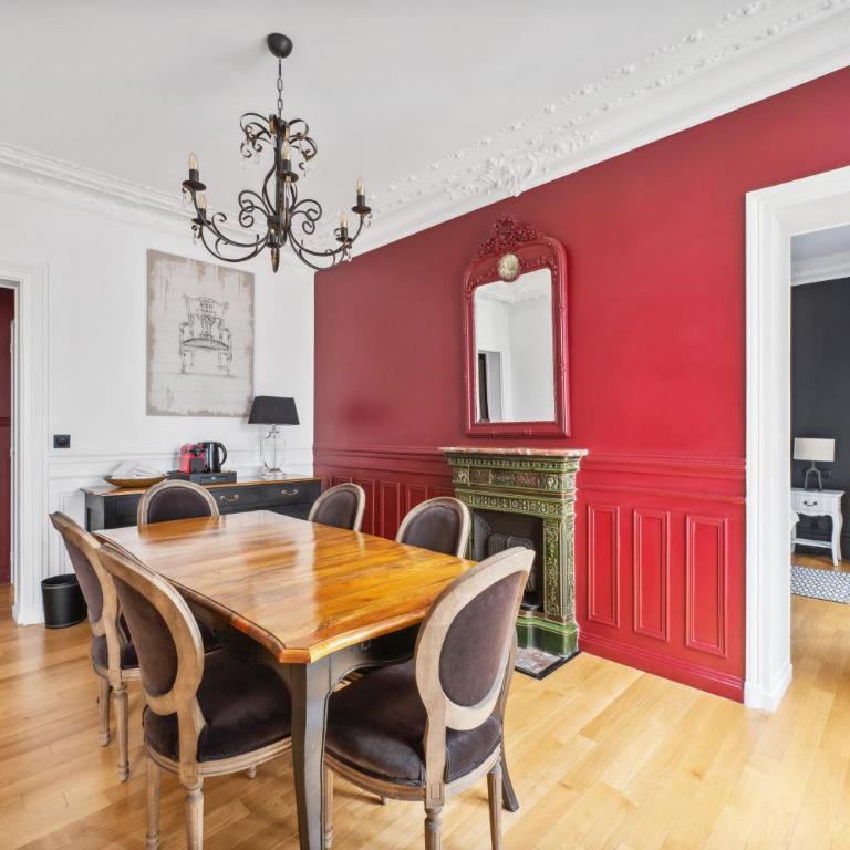 Séjours Parisiens / Suite Le Royal / 4* - Appartement 2 Chambres - 6