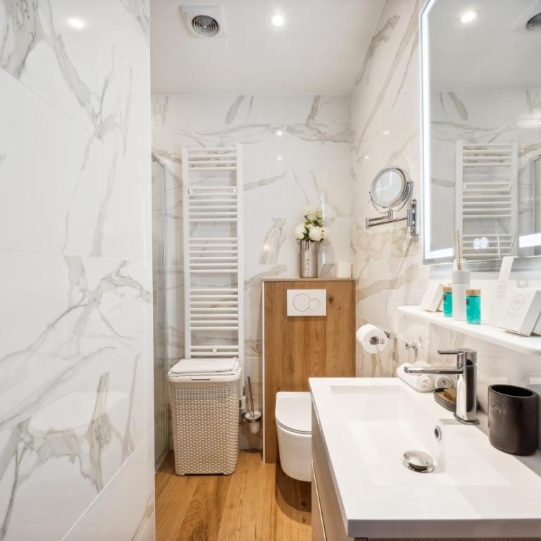 Séjours Parisiens / Suite Le Royal / 4* - Appartement 2 Chambres - 18