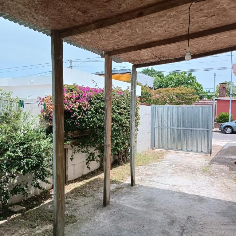 Casa Amplio Jardín - Centro Maldonado - Apartamento de 2 dormitorios - 34