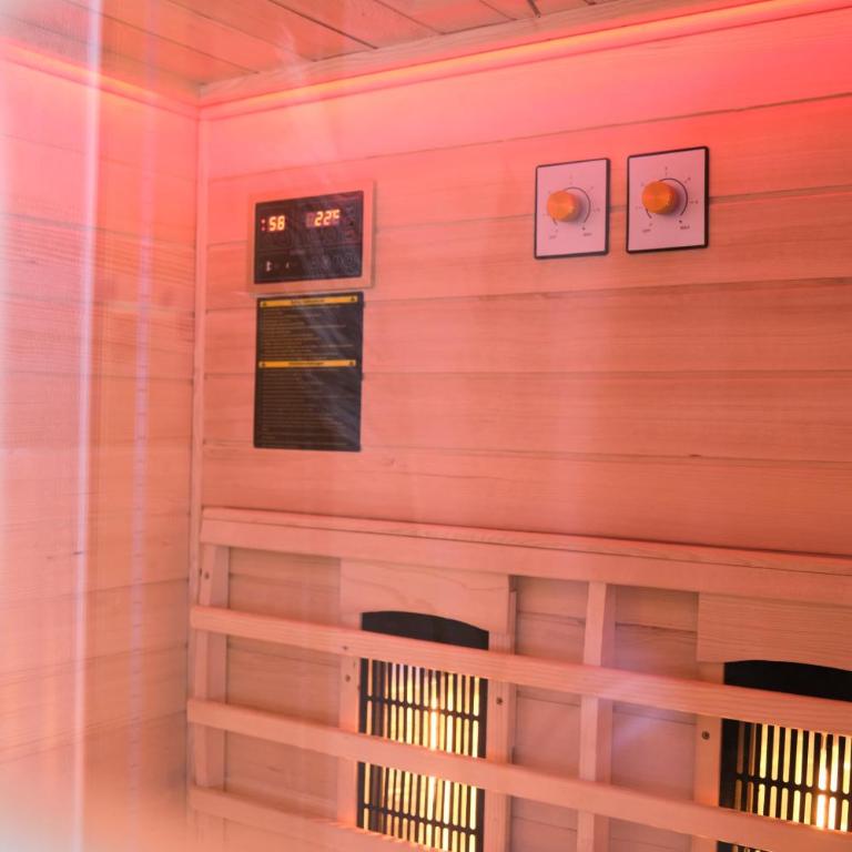 Neu! Moderner bayrischer Flair vor Pilatushaus - Apartment mit Sauna - 8
