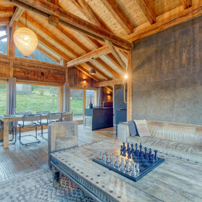 A 2 min du télécabine Chalet de charme 4 étoiles - Chalet 3 Chambres - 4