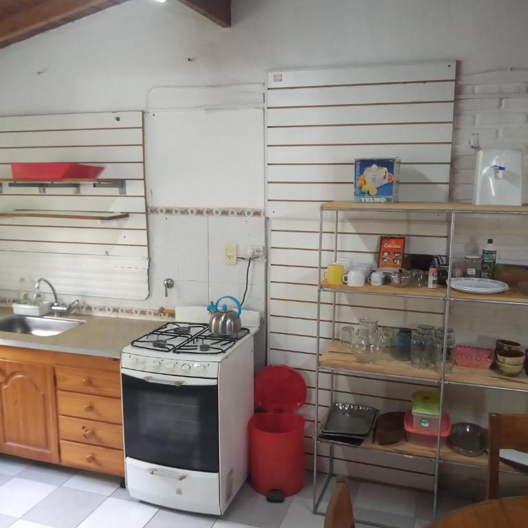 Amplio depto para 4 personas a 1 cuadra del mar - Casa de 2 dormitorios - 14
