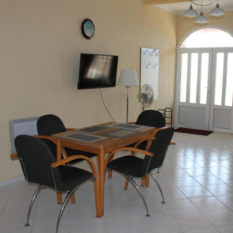 Апартаменты Jasmine - One-Bedroom Apartment - 18