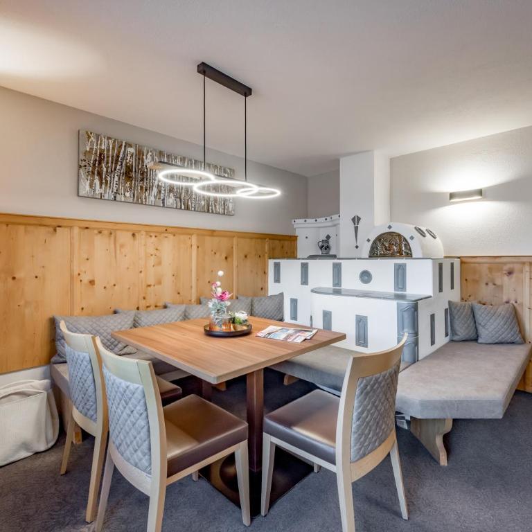 Aliona Apart - Apartment mit Blick auf die Berge - 6
