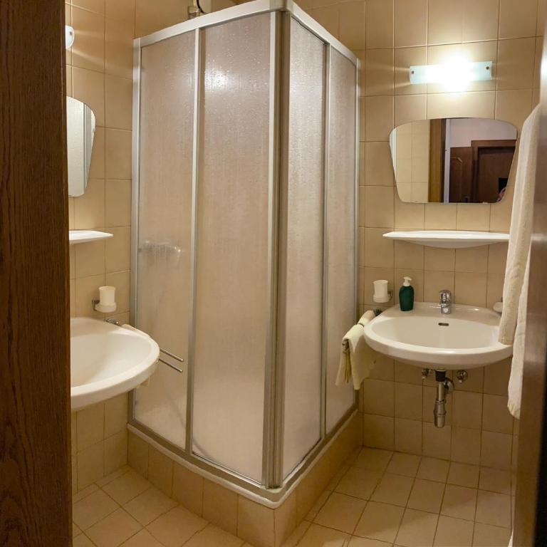 Landhaus Engadin - Apartment mit 1 Schlafzimmer - 6