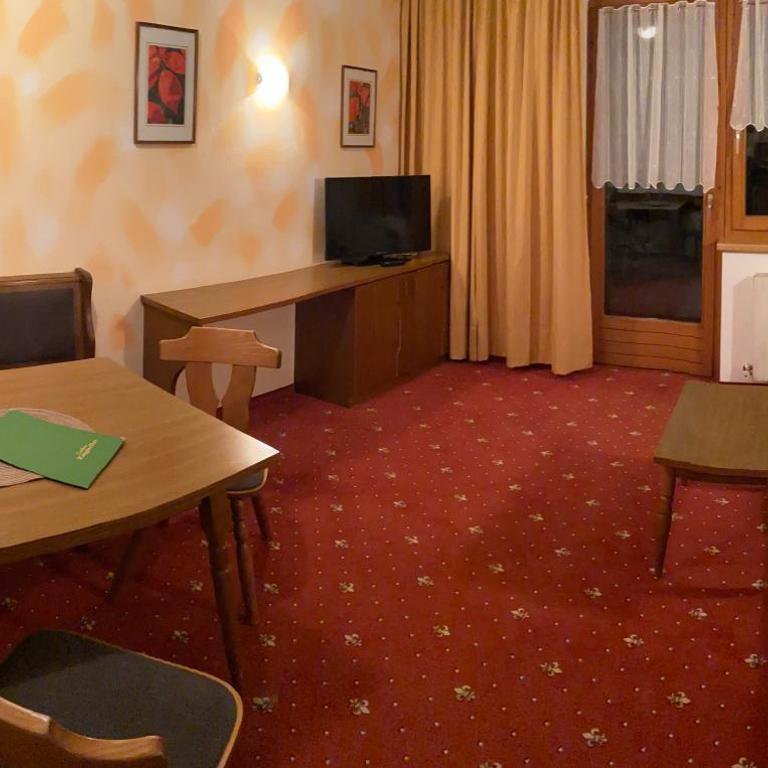 Landhaus Engadin - Apartment mit 1 Schlafzimmer - 8