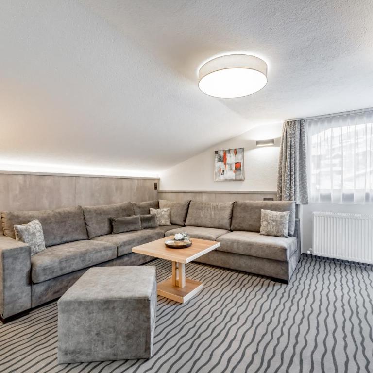 Aliona Apart - Penthouse-Apartment - 14