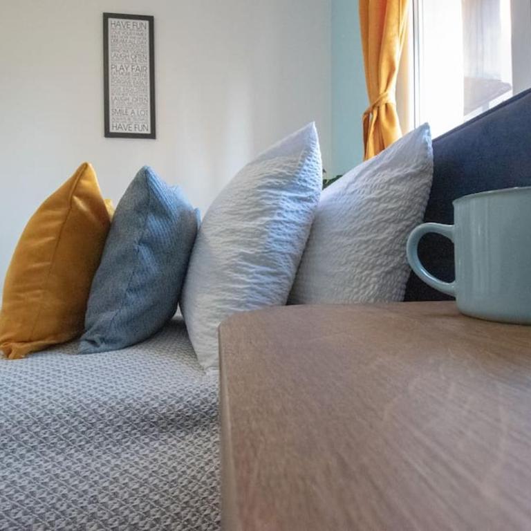 Yellow Sky Apartment * Spacious with free parking - Apartman sa 1 Spavaćom Sobom - 3