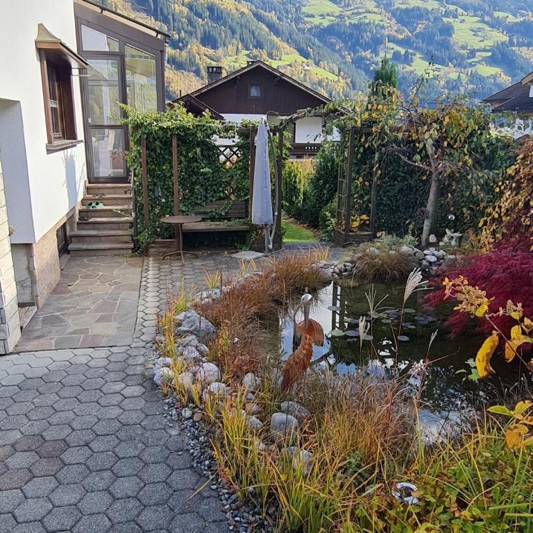 Zillertal Center Apartment Villa - Three-Bedroom Apartment - 9