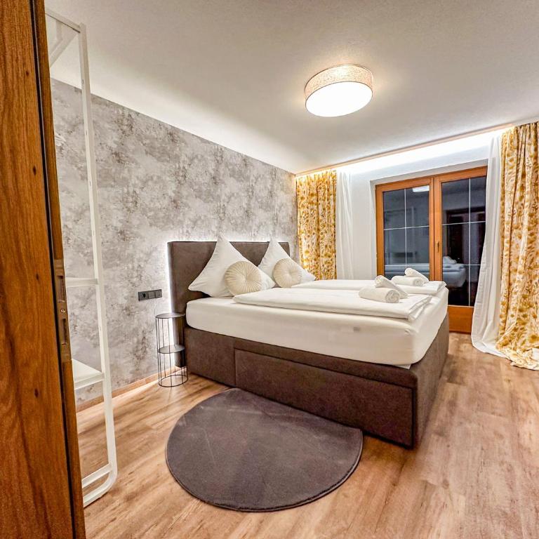Zillertal Center Apartment Villa - Three-Bedroom Apartment - 16