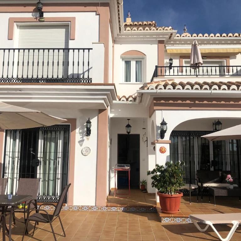 Villa Casa Rosi, vistas al mar, piscina privada y AA - Casa de 3 dormitorios - 7