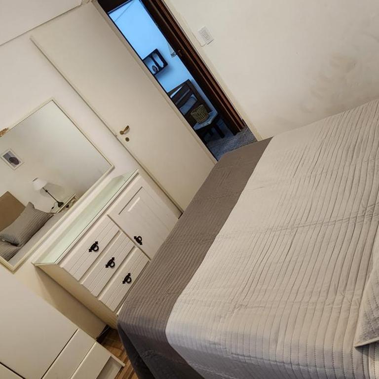 Depto de 2 ambientes zona Guemes (2) - Apartamento de 1 dormitorio - 11