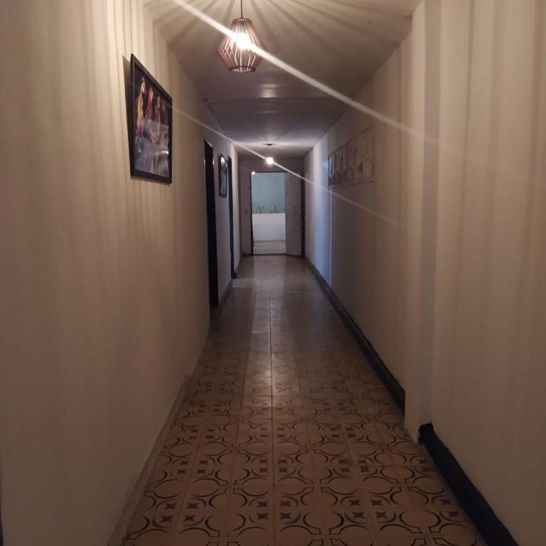 Casa vacacional, cerca del aeropuerto - Casa de 3 dormitorios - 2