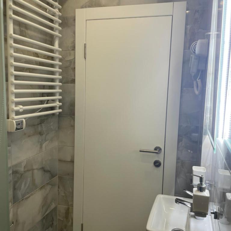 Inaya Apartman Free Parking - Apartman - 43