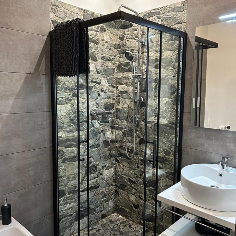 Residenza Guglielmo - Free Parking - Camera Matrimoniale con Bagno Privato - 3