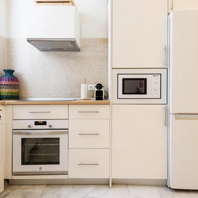 Loft en Centro de Sevilla con Parking gratis - Apartamento con ducha - 28