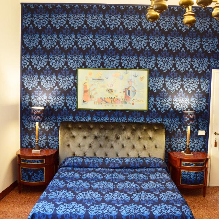 Venice Rainbow Apartment San Marco - Camera Queen con Bagno in Comune - 5