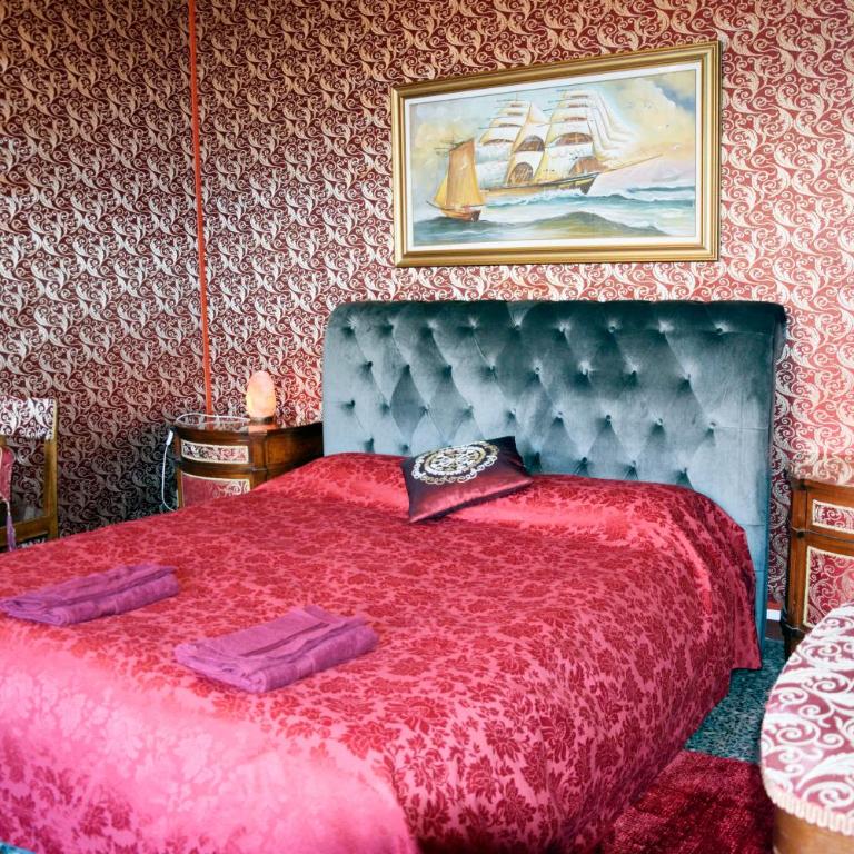 Venice Rainbow Apartment San Marco - Camera Tripla con Bagno in Comune - 10