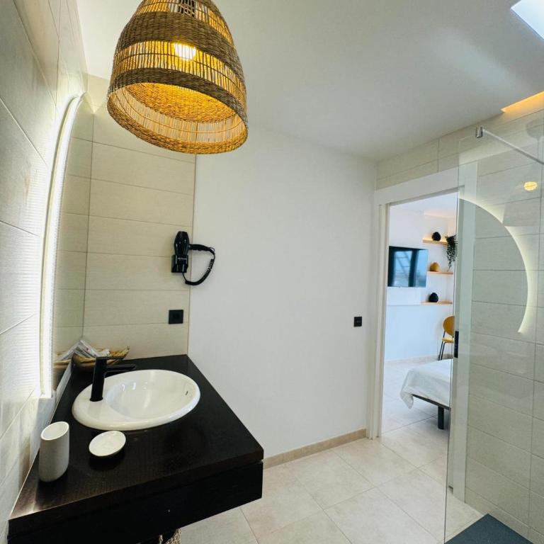 Lantia Rooftop House - Habitación Doble Deluxe - 6