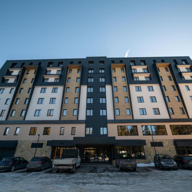 Lux apartment Zlatni Javor Jahorina - Three-Bedroom Apartment - 1