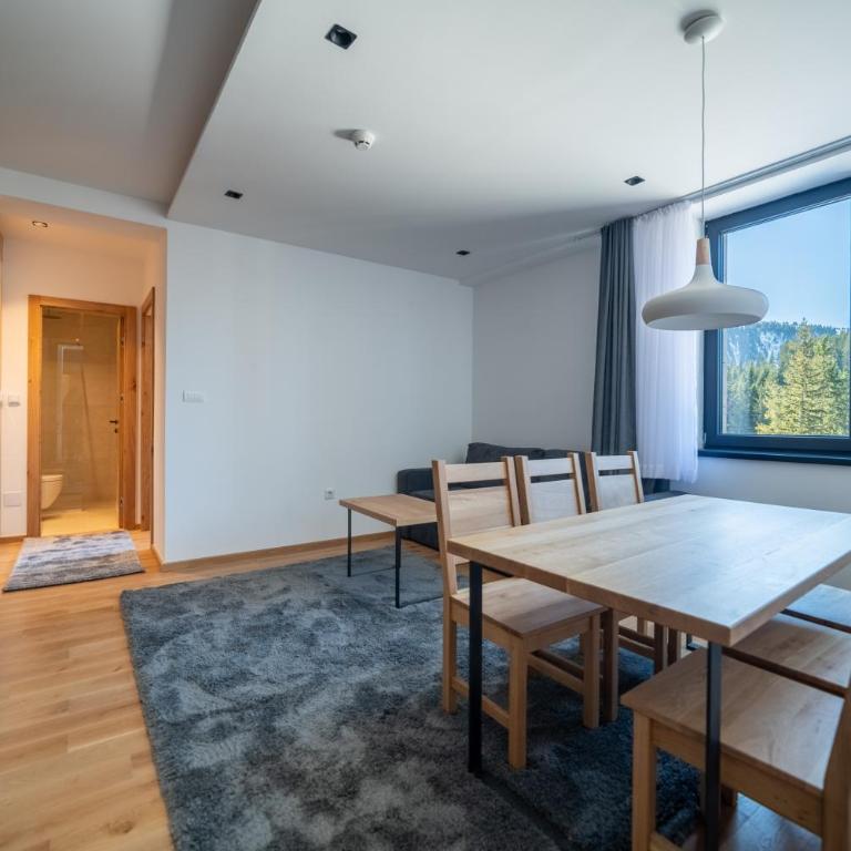 Lux apartment Zlatni Javor Jahorina - Three-Bedroom Apartment - 11