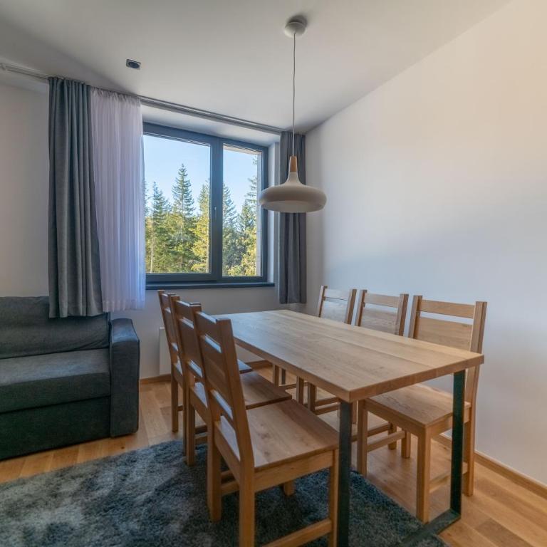 Lux apartment Zlatni Javor Jahorina - Three-Bedroom Apartment - 16