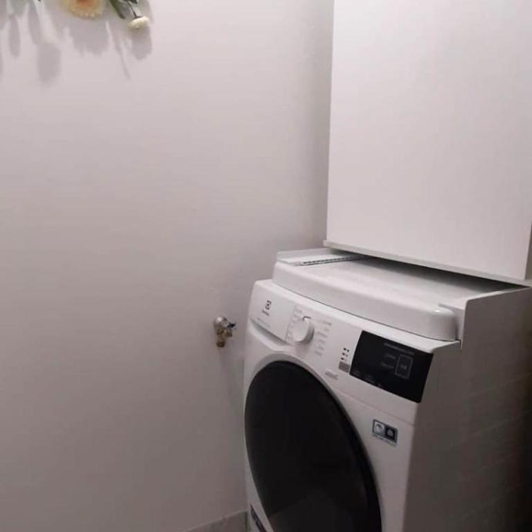 Disney at home 3 bed rooms- Confort 90m2 - best location - Three-Bedroom Apartment - 12