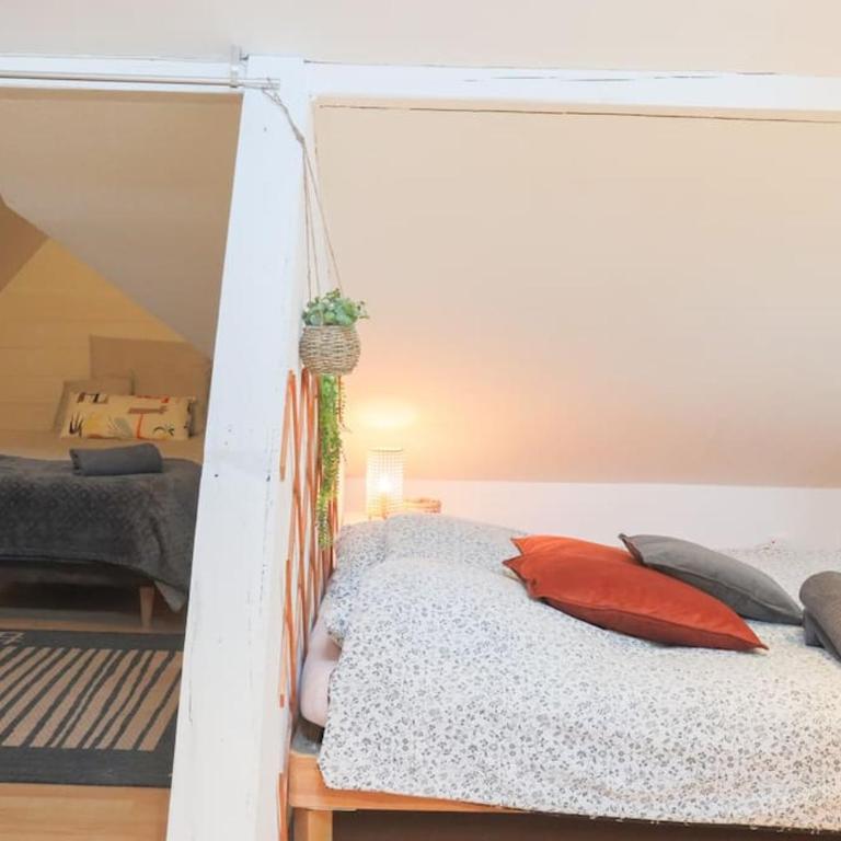 Petit Loft Centre Ville Historique proche GARE TGV - Apartamento de 1 dormitorio - 12