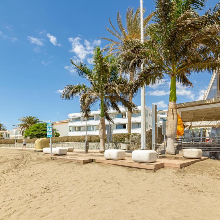 HORIZON VACATION HOME - Firstline Las Burras - Two-Bedroom Apartment - 10