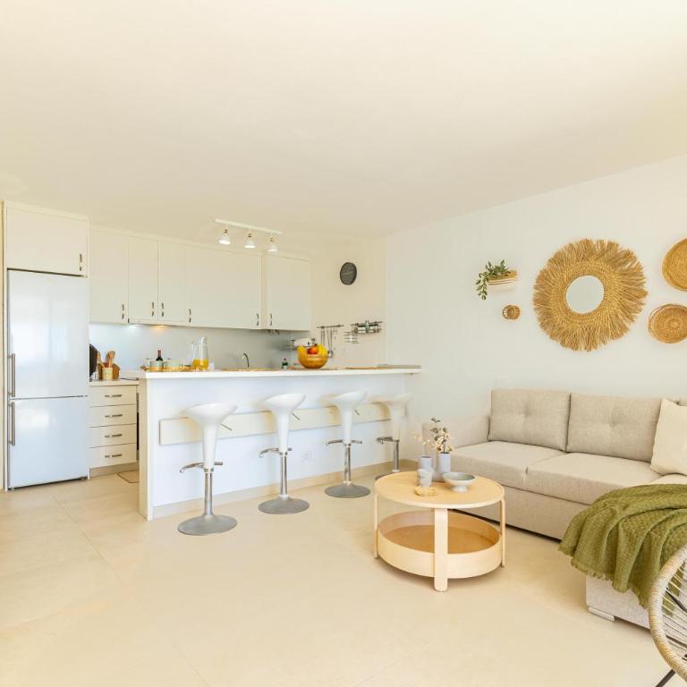 HORIZON VACATION HOME - Firstline Las Burras - Two-Bedroom Apartment - 4