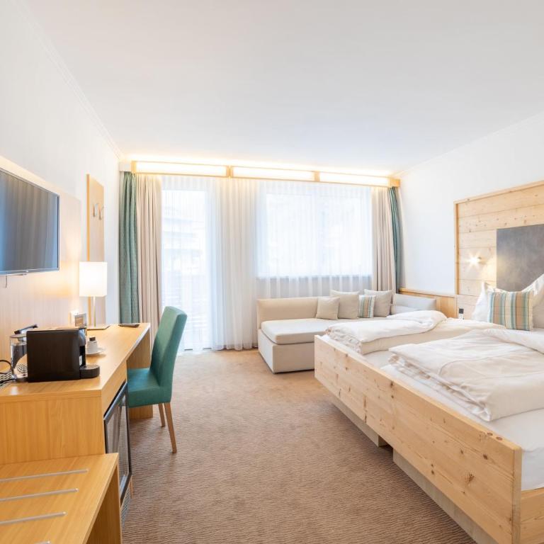 Hotel Bergkristall - Deluxe Doppelzimmer mit Balkon - 1