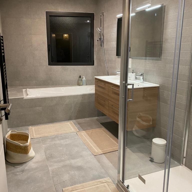 Maison neuve 3 chambres Nantes - confort pour famille & amis, wifi, parking - Haus mit 3 Schlafzimmern - 21