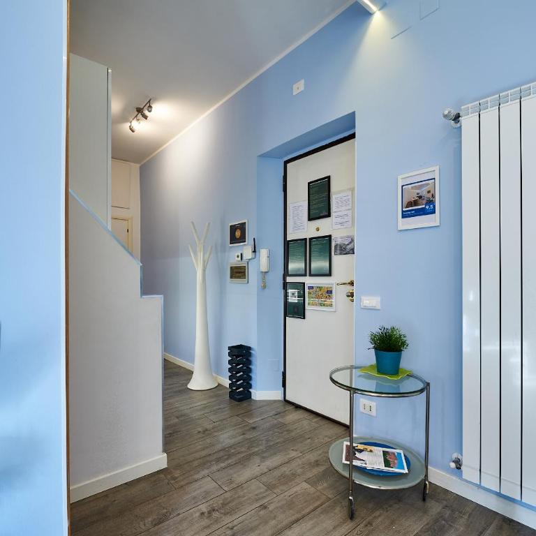 - Modern & Bright Apartment - 10 Min colosseum - Metro San Giovanni - Appartamento - 17