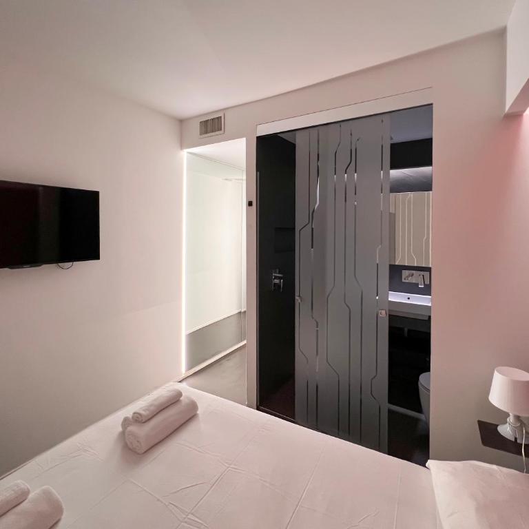 Mutina Suites - Monolocale Deluxe - 4