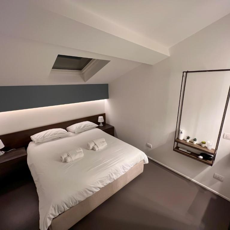 Mutina Suites - Monolocale su 2 Livelli - 1