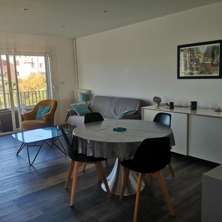 L'Azuréou, spacieux T3 à 150m de la plage - Appartement 1 Chambre - 17