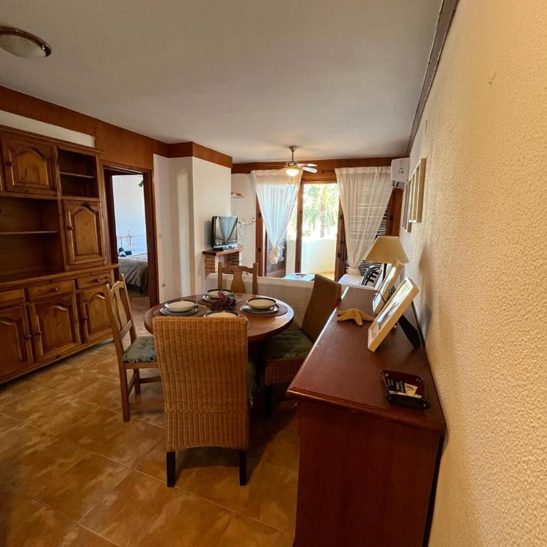 Apartamento en la Felicidad - Apartamento de 2 dormitorios - 2