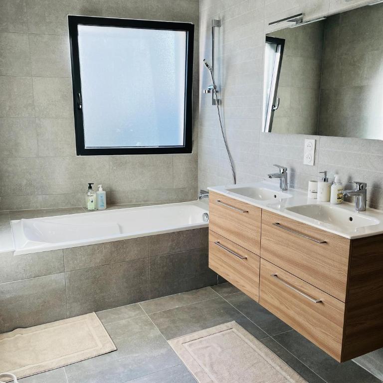 Maison neuve 3 chambres Nantes - confort pour famille & amis, wifi, parking - Haus mit 3 Schlafzimmern - 14