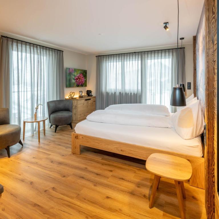 Mountain Lodge - Deluxe Doppelzimmer mit Balkon - 2