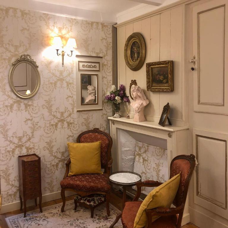 Reglisse et Pain d'Epices - Chambres d'hôtes - Hébergement La Pompadour - 1er étage - 8