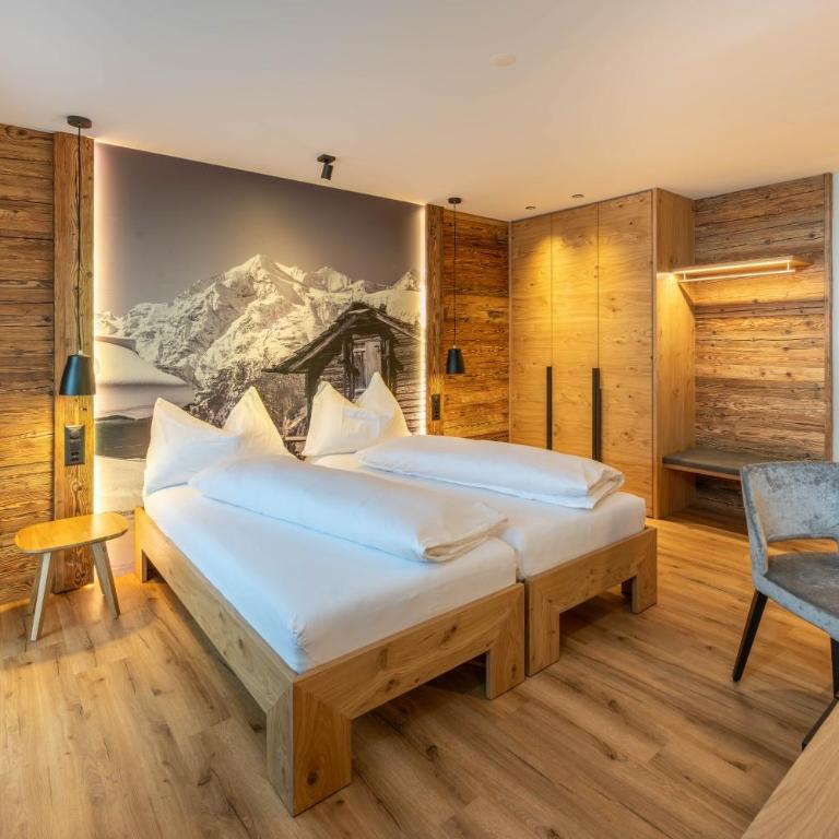 Mountain Lodge - Deluxe Doppelzimmer mit Balkon - 1