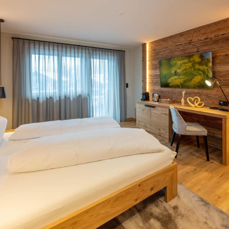 Mountain Lodge - Deluxe Doppelzimmer mit Balkon - 3