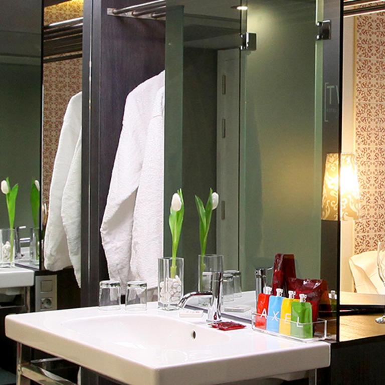 Axel TWO Barcelona 4 Sup - Adults Only - Double or Twin Room - 4