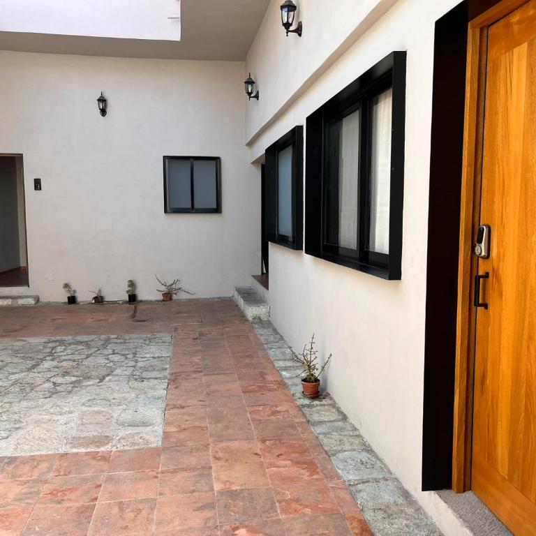 Suites Patio Antequera - Estudio Deluxe con cama grande - 13