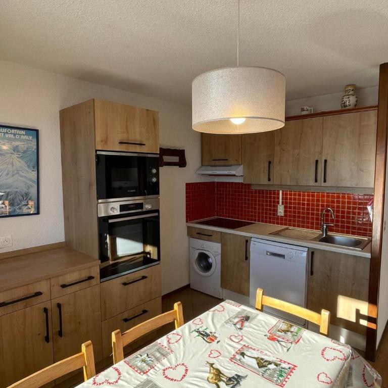 Studio cabine lumineux Les Saisies, ski au pied, balcon, 5 couchages - Studio - 10