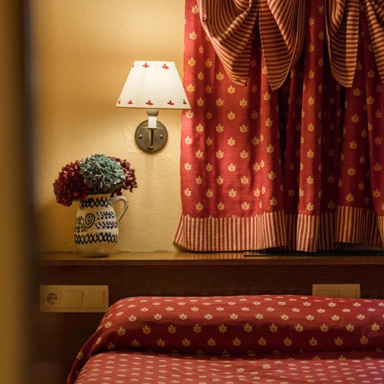 Hotel Aran La Abuela - Habitación Triple sin vistas (3 adultos) - 2