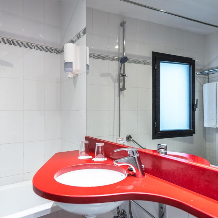 Hotel Aran La Abuela - Habitación Familiar (2 adultos y 2 niños) - 4