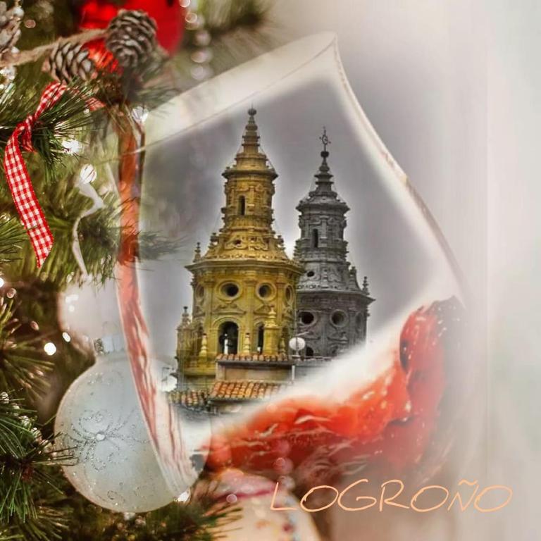 Gonzalo de Berceo 15 " CALIDAD-SOBRIO" AND " FREE PRIVATE PARKING " - Apartamento de 3 dormitorios - 98